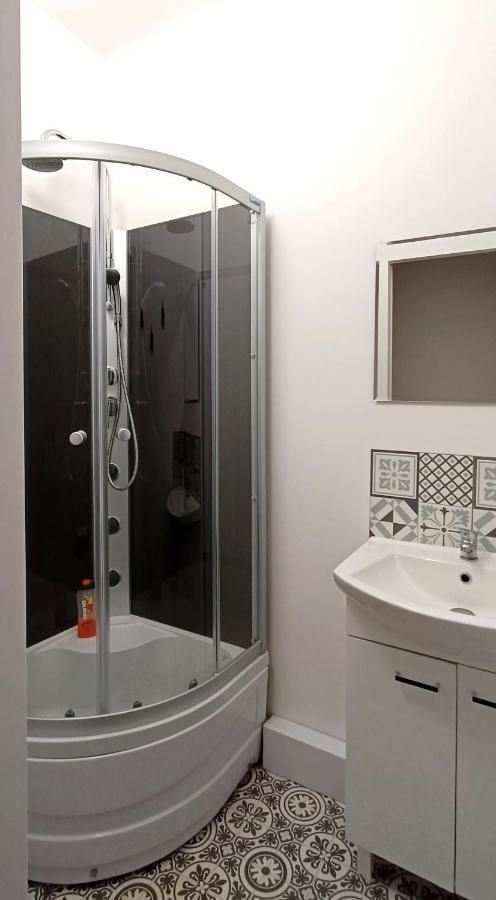 Prywatny Pokoj W Sercu Warszawy Pokoj 6 Varsóvia Exterior foto